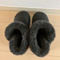 ムートンブーツ　17cm ブラック　キッズ　冬靴　シープ　アミアミの画像