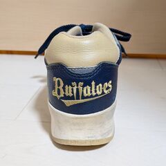 オリックスバファローズ　サンガッチョコラボ限定スニーカーの画像