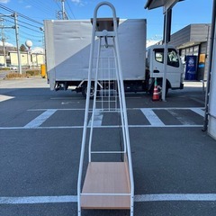 キャスター付き ハンガーラック 収納ラックの画像