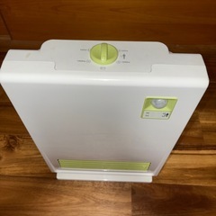 セラミックファンヒーターの画像