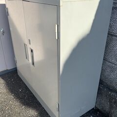 【★引き取り限定価格】スチール製 収納庫 横：幅80.2ｘ高さ88ｘ奥行き38 オフィス 倉庫 ロック付きの画像