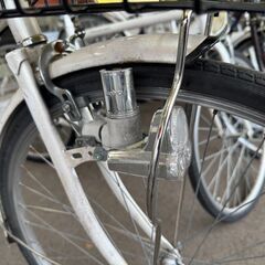 ★店頭にて試乗可★ J3337　【リユースのサカイ柏店】　軽快自転車　ダイナモライト　6段変速　　ホワイト　27インチ　　簡易クリーニング済　 中古自転車 　流山市 中古自転車 松戸市 中古自転車 我孫子市 中古自転車 船橋市 中古自転車 守谷市 中古自転車 取手市 中古自転車　の画像