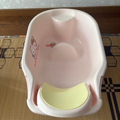 ハローキティ　ベビーバスの画像