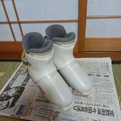 子供用スキー３点セットの画像