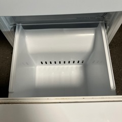 ロ2512-373 YAMADA ノンフロン冷凍冷蔵庫　2020年製　156L 動作確認済み　キズ汚れ有りの画像