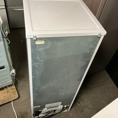 ロ2512-373 YAMADA ノンフロン冷凍冷蔵庫　2020年製　156L 動作確認済み　キズ汚れ有りの画像