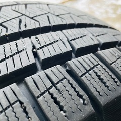 225/45/18冬ピレリの画像