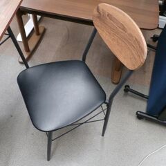 アイリスオーヤマ 2人掛けダイニングセット 幅70㎝ チェア2脚 アイアンフレーム 木目調 ブラック×ブラウン 食卓セット 札幌 西岡店の画像