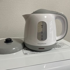 電気ポットの画像