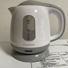 電気ポットの画像