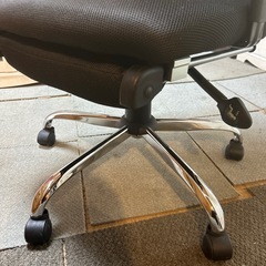 デスクチェア　　　ブラックの画像