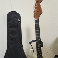 ほぼ新品未使用　ギターの画像