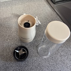 ボトルブレンダー Vitantonio VBL-3-CCの画像