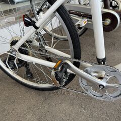 ★店頭にて試乗可★ J3338　【リユースのサカイ柏店】WEEKEND　ウィークエンド　クロスバイク　7段変速　　ホワイト　26インチ　　簡易クリーニング済　 中古自転車 　流山市 中古自転車 松戸市 中古自転車 我孫子市 中古自転車 船橋市 中古自転車 守谷市 中古自転車 取手市 中古自転車の画像
