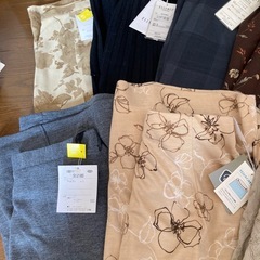 新品スカート　７点セットの画像