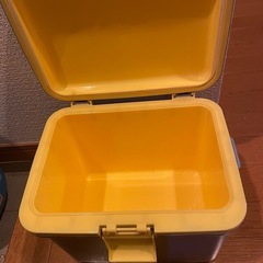 クーラーボックス(550ml✖️6本)の画像