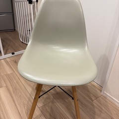 イームズチェア  2脚セット【12/21迄出品】の画像
