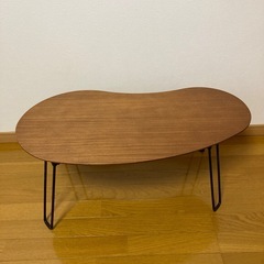 木製ローテーブルの画像