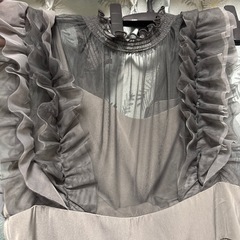 結婚式、2次会でも肩フリルオールインワンの画像