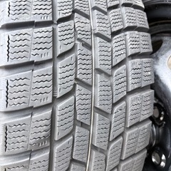 195/65R15     グッドイヤー、アイスナビ6トヨタ用4穴鉄ホイール、ホイールカバー、ナット付き
の画像
