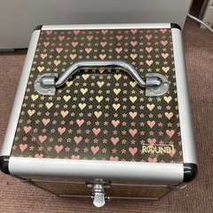 【激安】ラウンドワン　ボウリングボールの画像