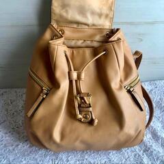 LOWRYS FARM mikoa ベージュリュックの画像