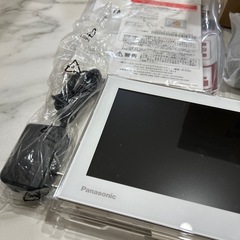 早い者勝ちにさせて頂きます🙏お値下げ🌼Panasonic UN-10E6-W ポータブルテレビの画像
