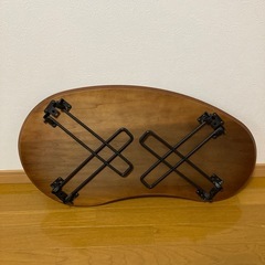 木製ローテーブルの画像