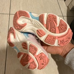 アリエル 光るキッズシューズ ピンクの画像