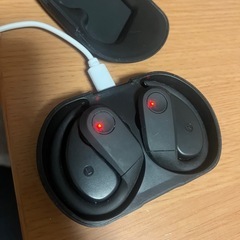 ワイヤレスイヤホンの画像