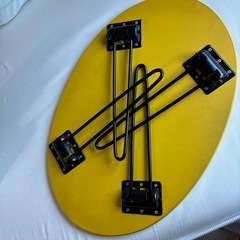 折りたたみテーブルの画像