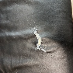 【引取りのみ】3人掛けソファ　ソファカバー付きの画像