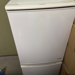 一人暮らし用冷蔵庫の画像