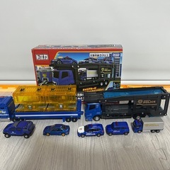 トミカ　　ポリスキャリアカーセットの画像