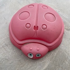 【取引中】蓋付き砂場の画像