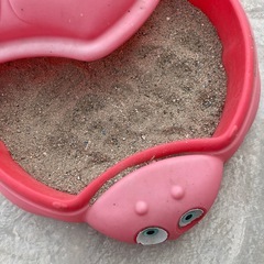 【取引中】蓋付き砂場の画像