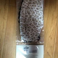 新品未開封　GAP レオパード柄マスクの画像
