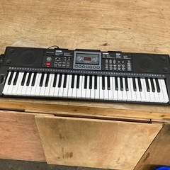 電子ピアノ　の画像