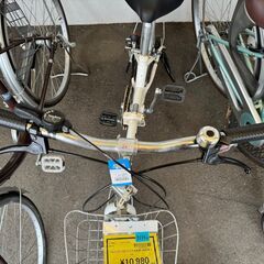 ★店頭にて試乗可★ J3340　【リユースのサカイ柏店】　PANGAEA　パンクしない折りたたみ自転車　6段変速　ホワイト　20インチ　　簡易クリーニング済　 中古自転車 　流山市 中古自転車 松戸市 中古自転車 我孫子市 中古自転車 船橋市 中古自転車 守谷市 中古自転車 取手市 中古自転車　の画像