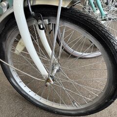 ★店頭にて試乗可★ J3340　【リユースのサカイ柏店】　PANGAEA　パンクしない折りたたみ自転車　6段変速　ホワイト　20インチ　　簡易クリーニング済　 中古自転車 　流山市 中古自転車 松戸市 中古自転車 我孫子市 中古自転車 船橋市 中古自転車 守谷市 中古自転車 取手市 中古自転車　の画像