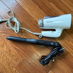 ヘアドライヤー & ヘアアイロンの画像