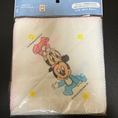 ミッキーマウスとミニーマウスのガーゼハンカチーフの画像