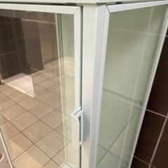 IKEA ルードスタ　コレクションケース　ガラスケース　ガラス棚　の画像