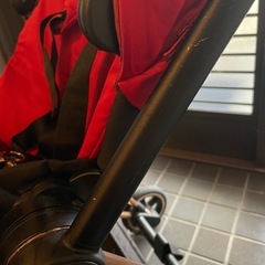 Cybex  Mios  ローズゴールドフレーム×赤キャノピーの画像