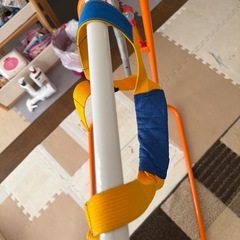 子供用鉄棒•逆上がり補助ヒモ付き
の画像
