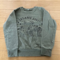 size130センチ冬用トレーナーの画像