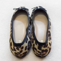 FLAG J ヒョウ柄 フラット シューズ 23.5 レオパード リボンの画像