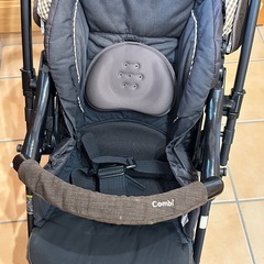 コンビ　ベビーカーの画像