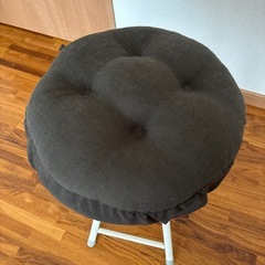 折りたたみ式パイプ椅子の画像