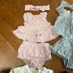 6~12ヶ月子供服👗💞GAP3着ブランド不明1着の画像